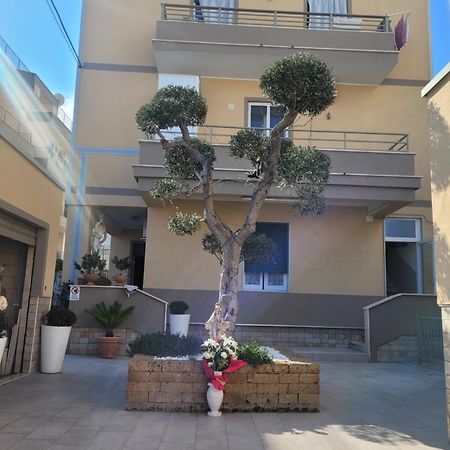 House del Levante Bari Buitenkant foto