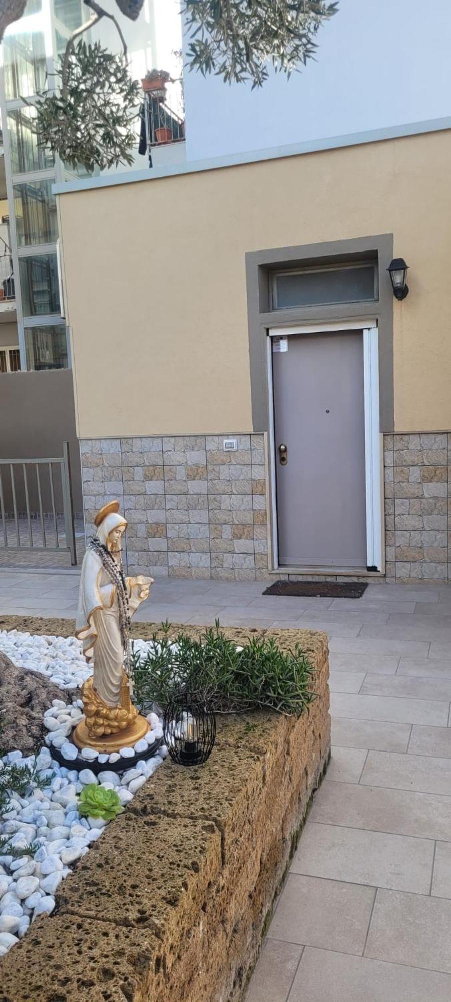 House del Levante Bari Buitenkant foto